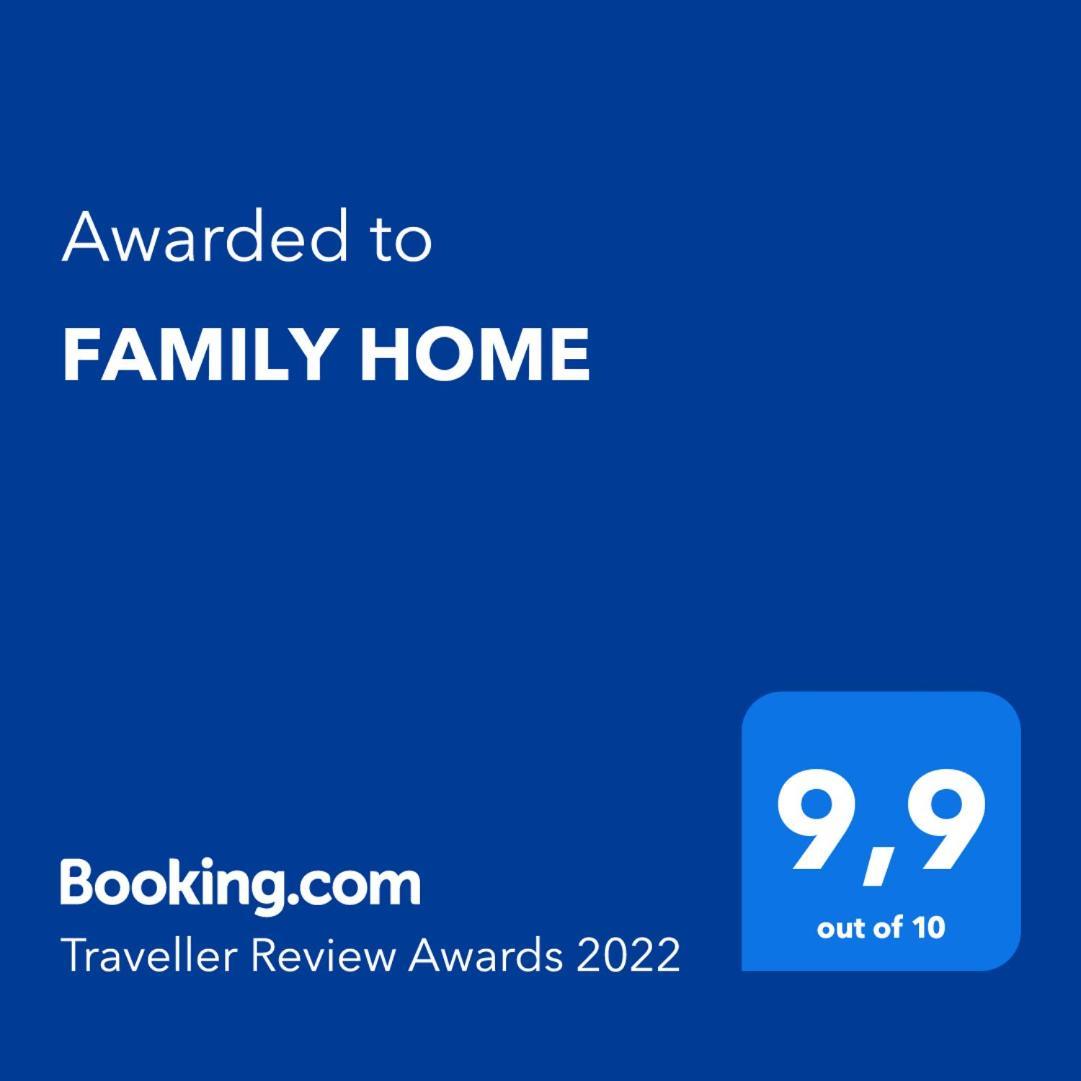 Family Home 普罗塔拉斯 外观 照片